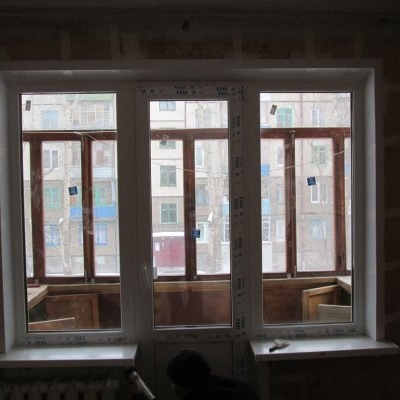 "Чебурашка" балконный блок с окнами по бокам