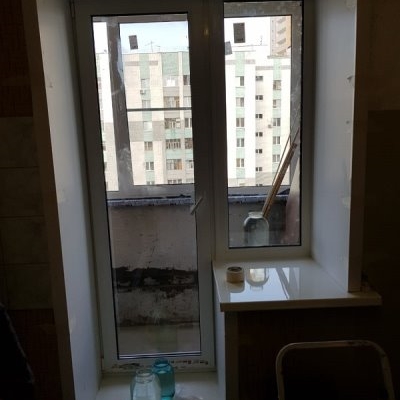 балконный выход акриловые подоконники
